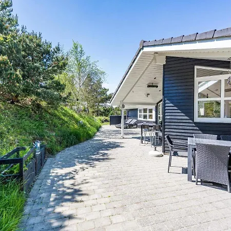 Holiday Cliv Ferienhaus *