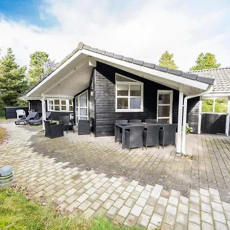 Ferienhaus Holiday Cliv *