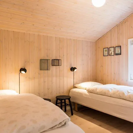 Holiday Cliv Tatil Evi *