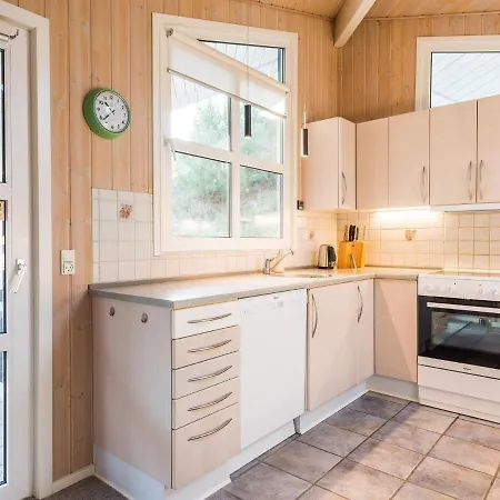 Holiday Cliv *